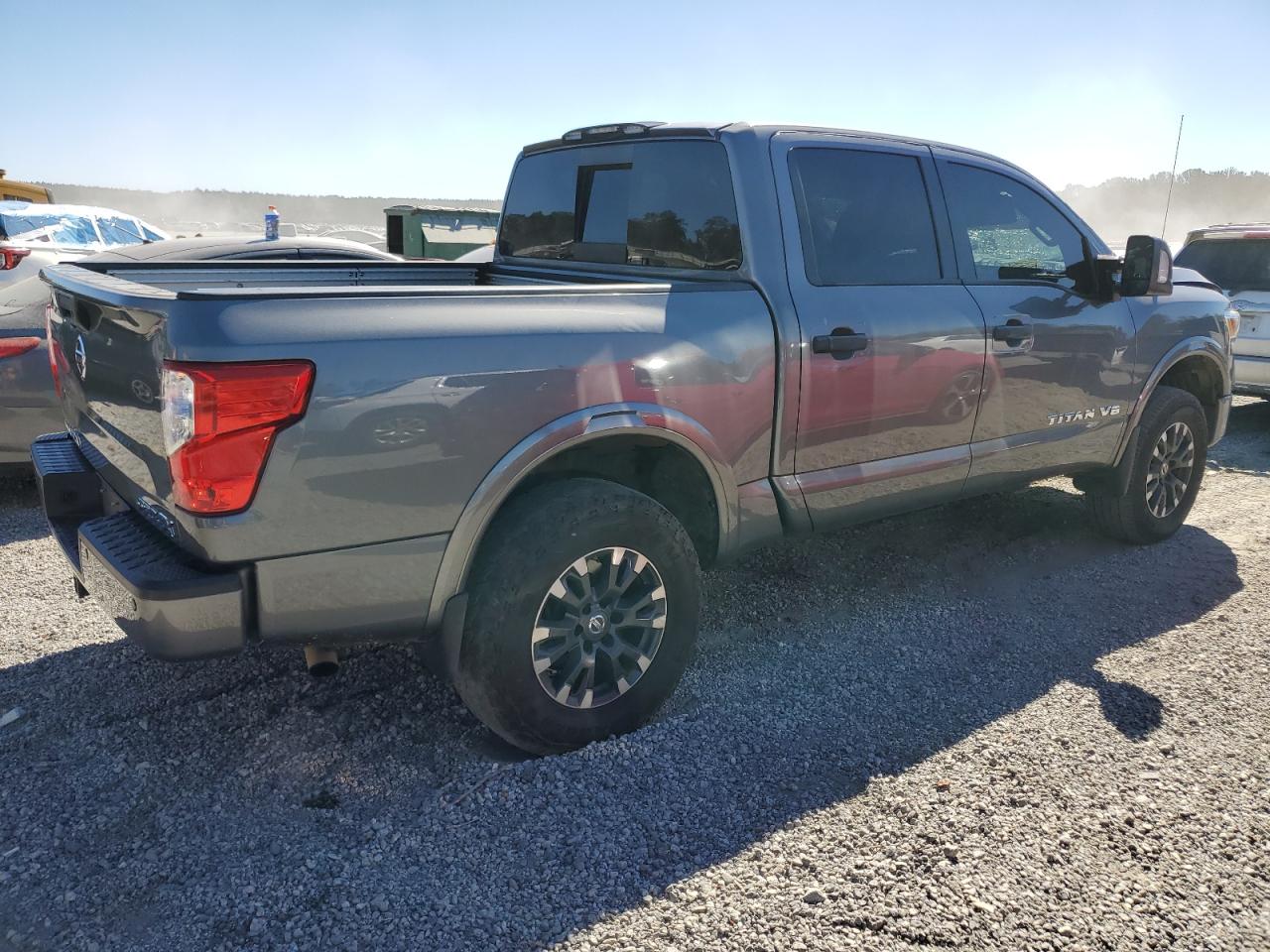 Lot #2989030552 2018 NISSAN TITAN SV