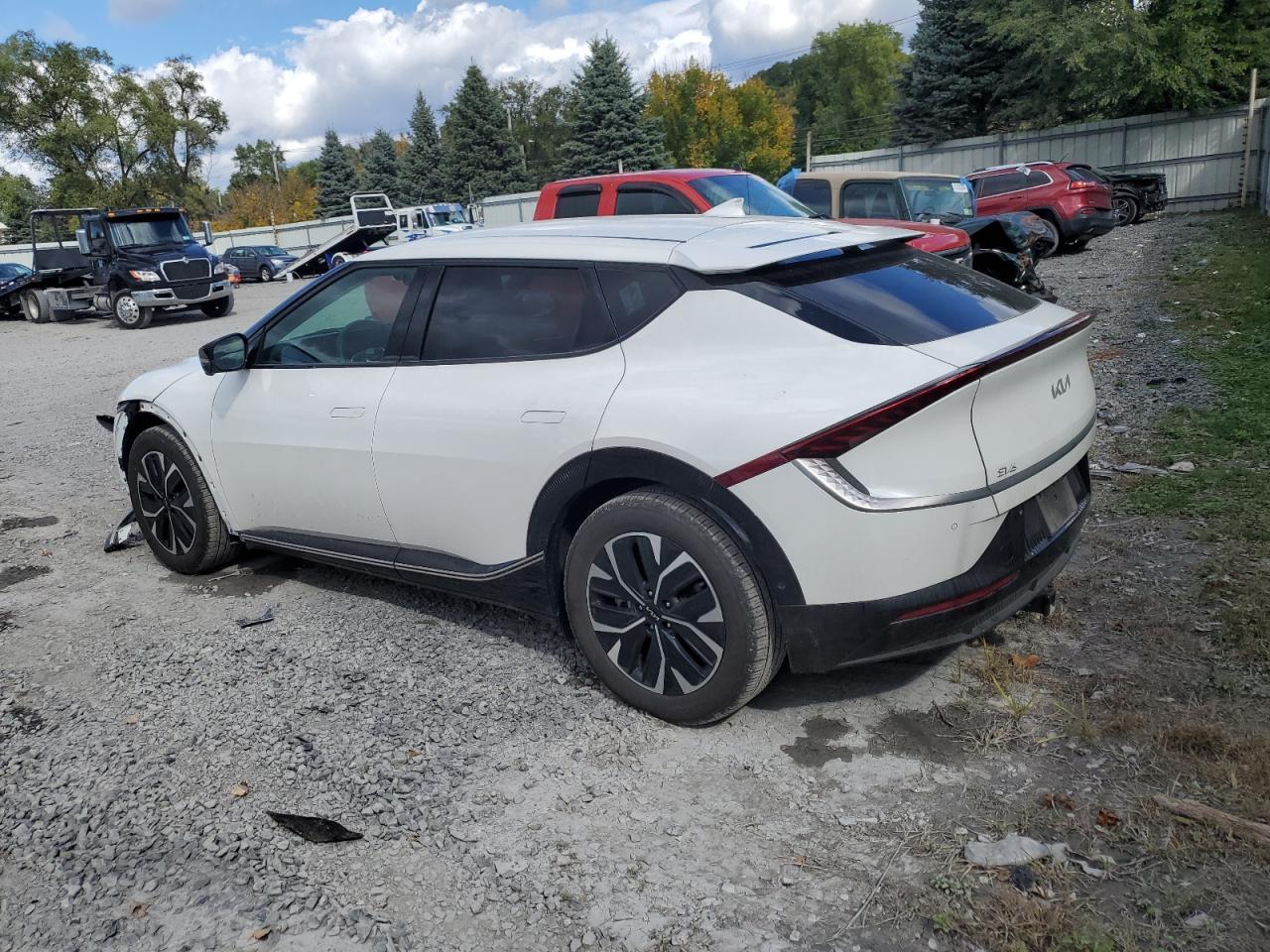 Lot #3044671243 2023 KIA EV6 LIGHT