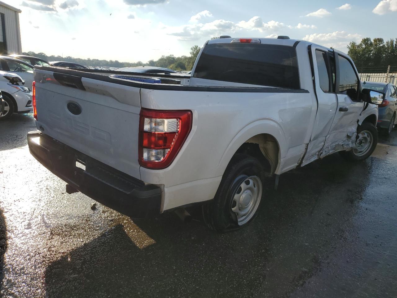 Lot #2991921157 2022 FORD F150 SUPER