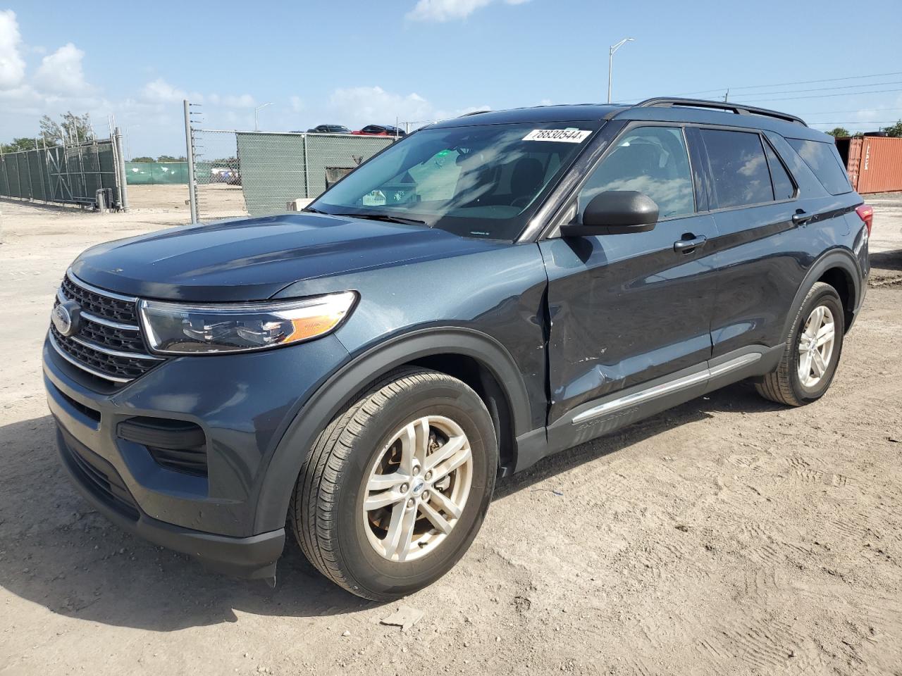  Salvage Ford Explorer