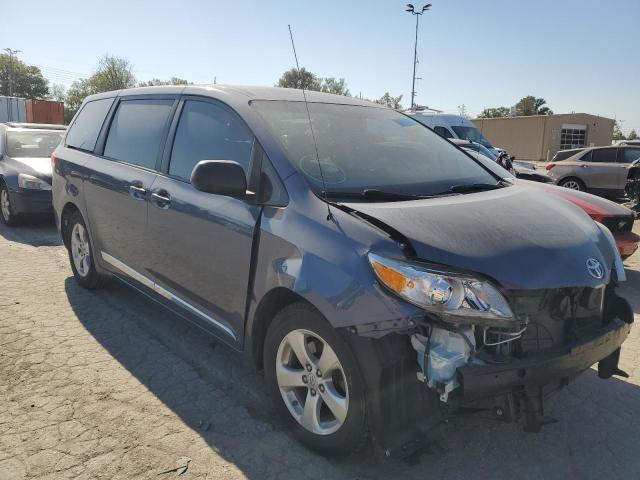 VIN 5TDZK3DC8ES485158 2014 Toyota Sienna no.4