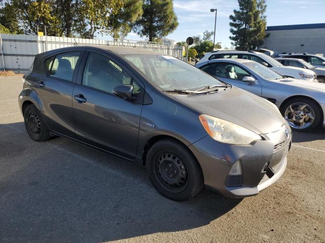 Vin: jtdkdtb34c1019896, lot: 77039614, toyota prius 20124