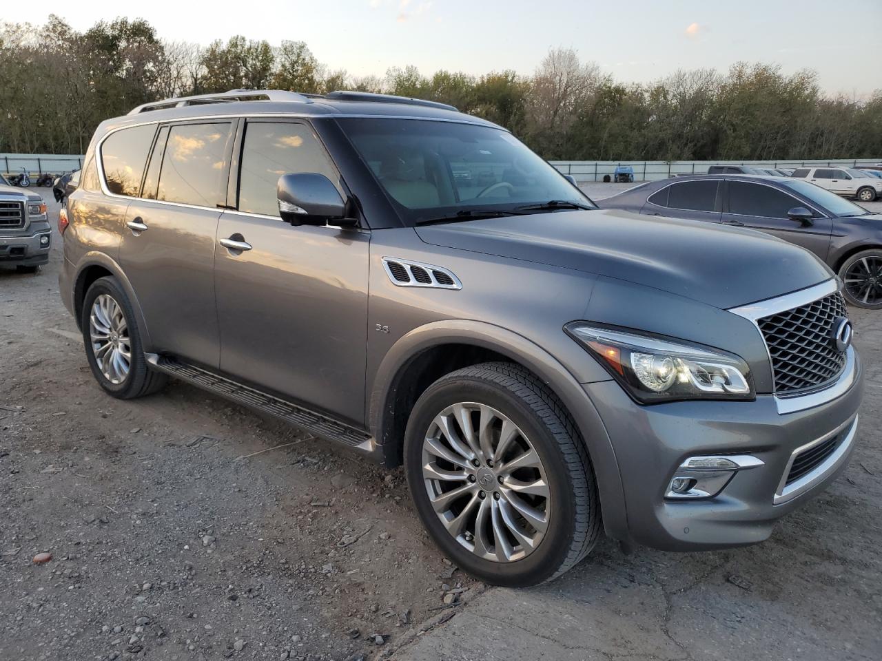 INFINITI QX80