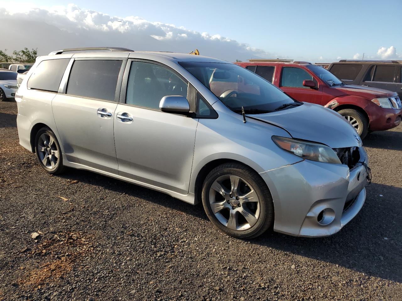 Lot #2991891156 2014 TOYOTA SIENNA SPO