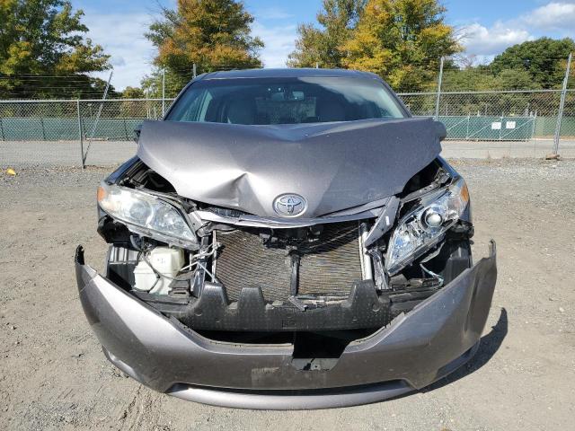 VIN 5TDYK3DC9GS749793 2016 Toyota Sienna, Xle no.5