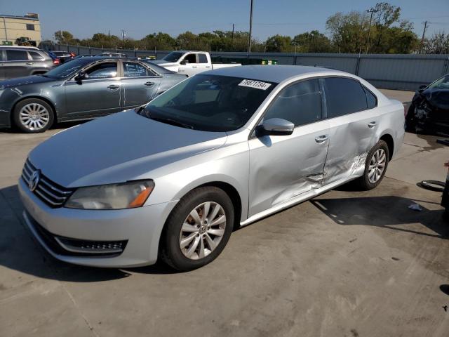 2013 Volkswagen Passat, S