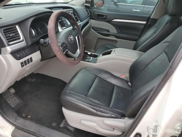 VIN 5TDZARFH4JS038917 2018 Toyota Highlander, LE no.7