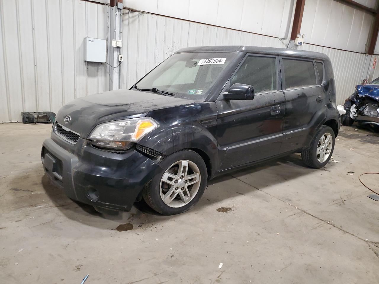 KIA SOUL +