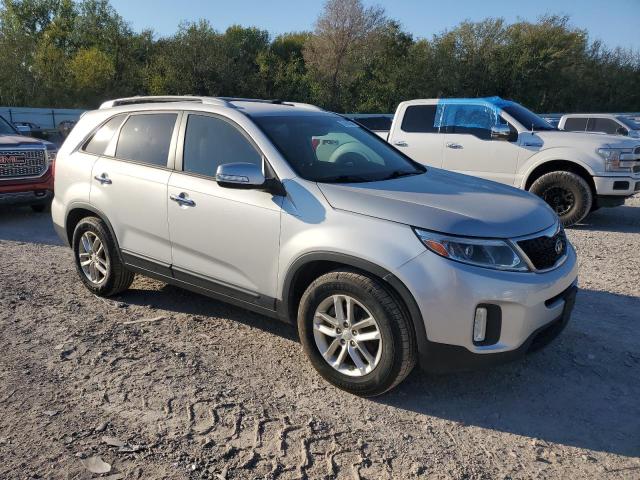 VIN 5XYKT3A68EG463235 2014 KIA Sorento, LX no.4