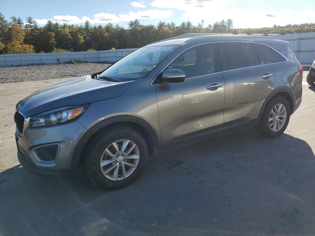 KIA SORENTO LX