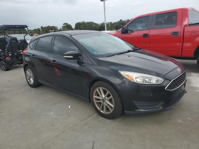 VIN 1FADP3KE0FL273637 2015 Ford Focus, SE no.4