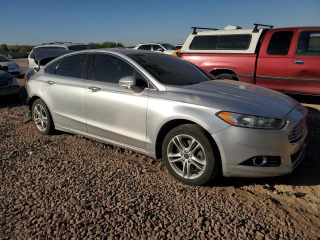 VIN 3FA6P0SU2GR229933 2016 Ford Fusion, Titanium Phev no.4