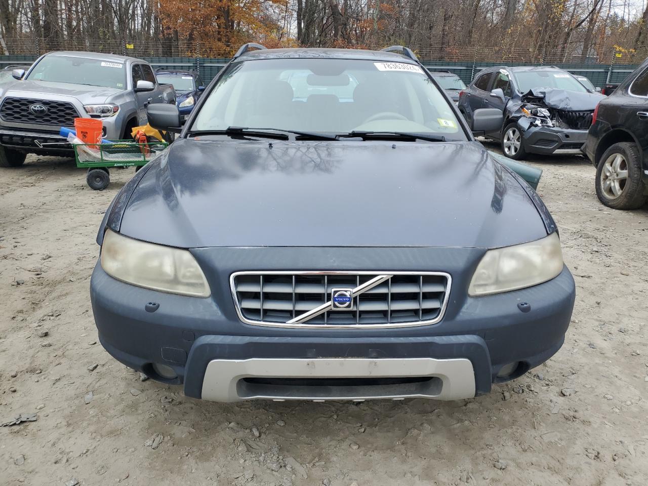 Lot #2986604237 2006 VOLVO XC70