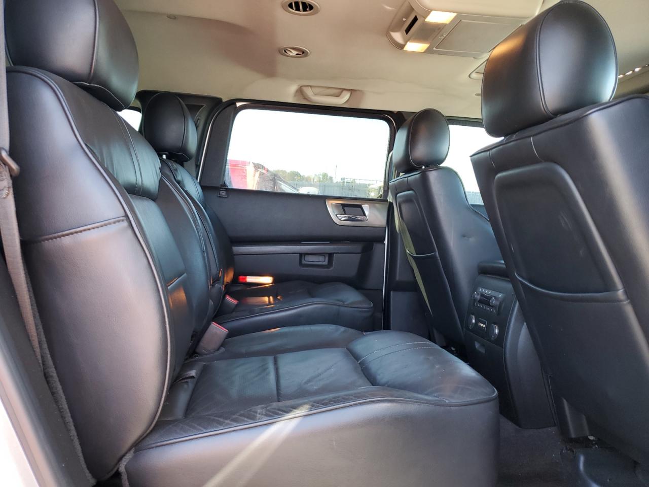 Lot #2902510942 2009 HUMMER H2 LUXURY