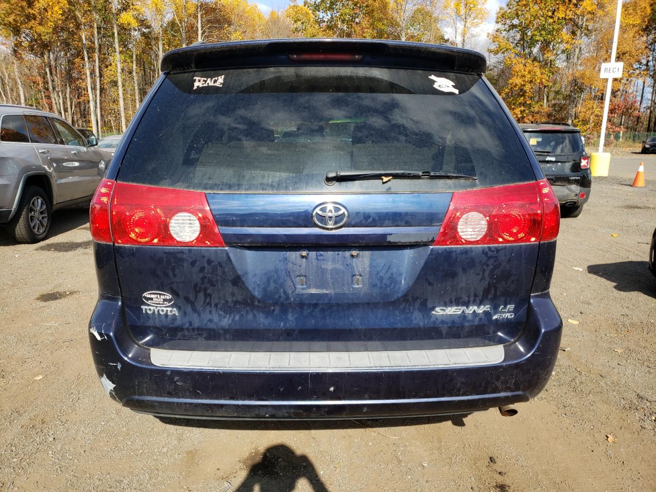 Lot #2926167379 2006 TOYOTA SIENNA LE