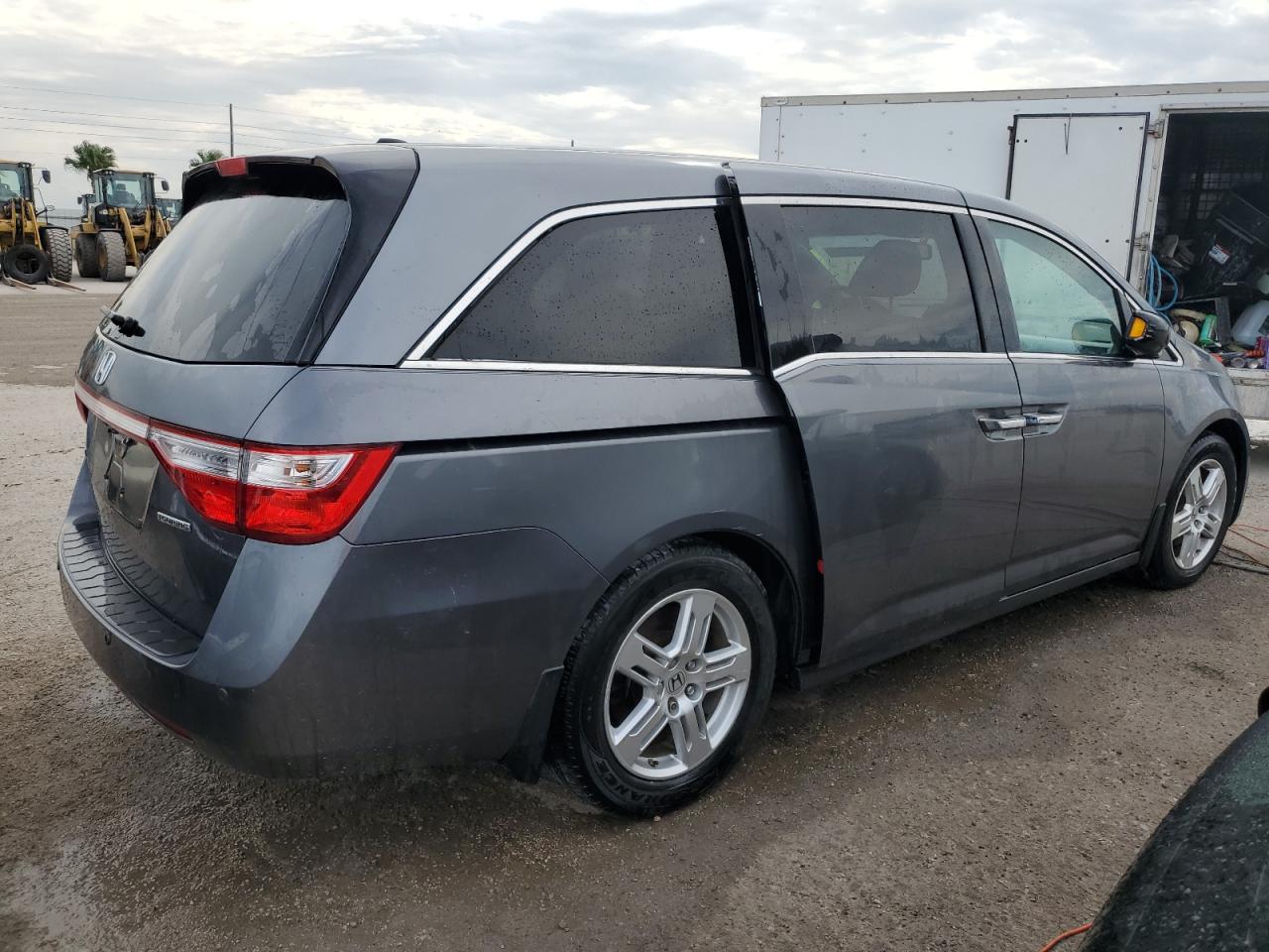 Lot #2944864993 2011 HONDA ODYSSEY TO