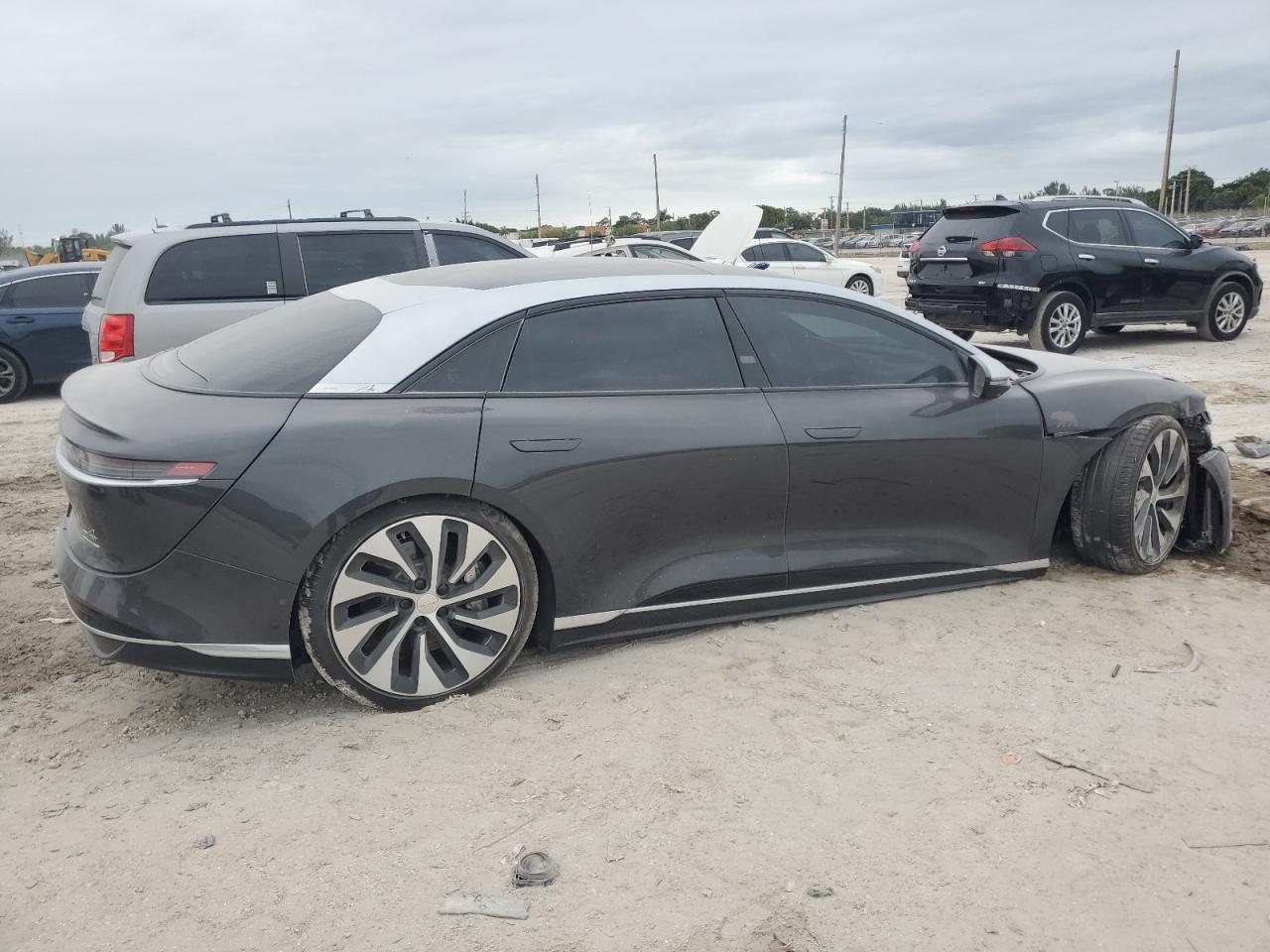 Lot #2989197630 2023 LUCID MOTORS AIR GRAND