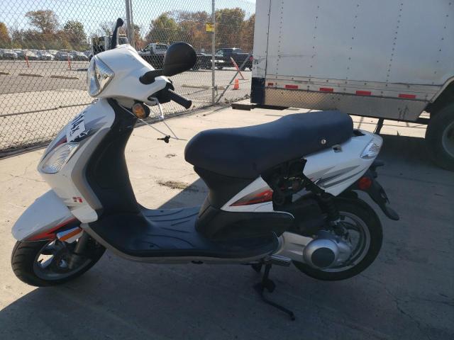 PIAGGIO MOTORCYCLE 2010 white  gas ZAPM578FXA4000102 photo #4