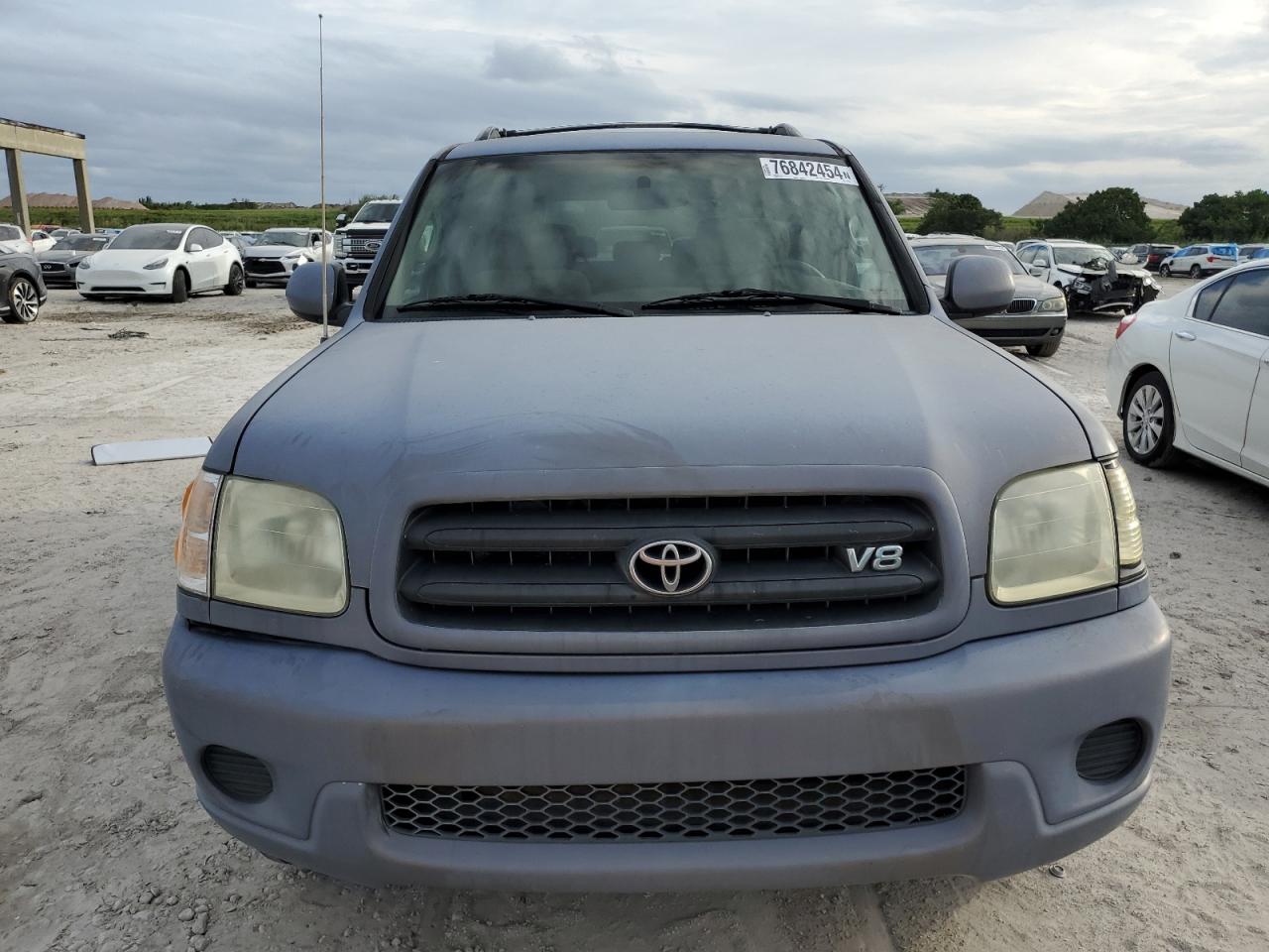 Lot #2911667846 2001 TOYOTA SEQUOIA SR