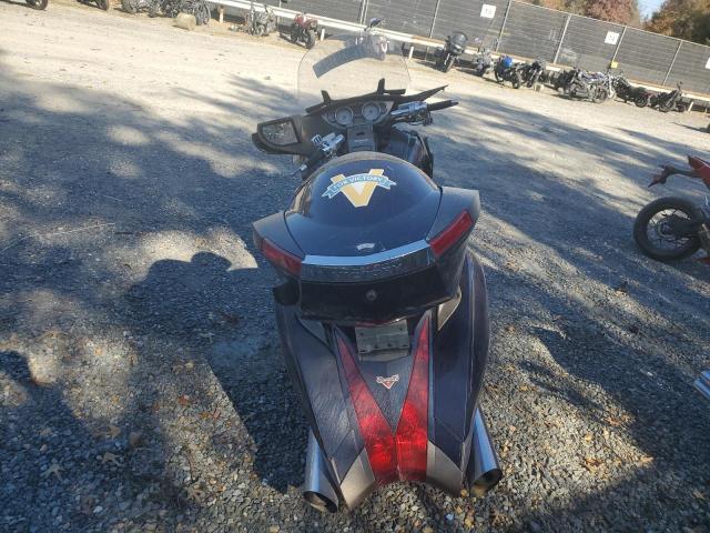 2010 VICTORY MOTORCYCLES VISION TOU 5VPSW36L3A3001400