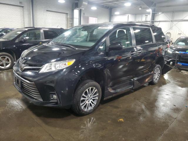 2018 TOYOTA SIENNA XLE #2945560094