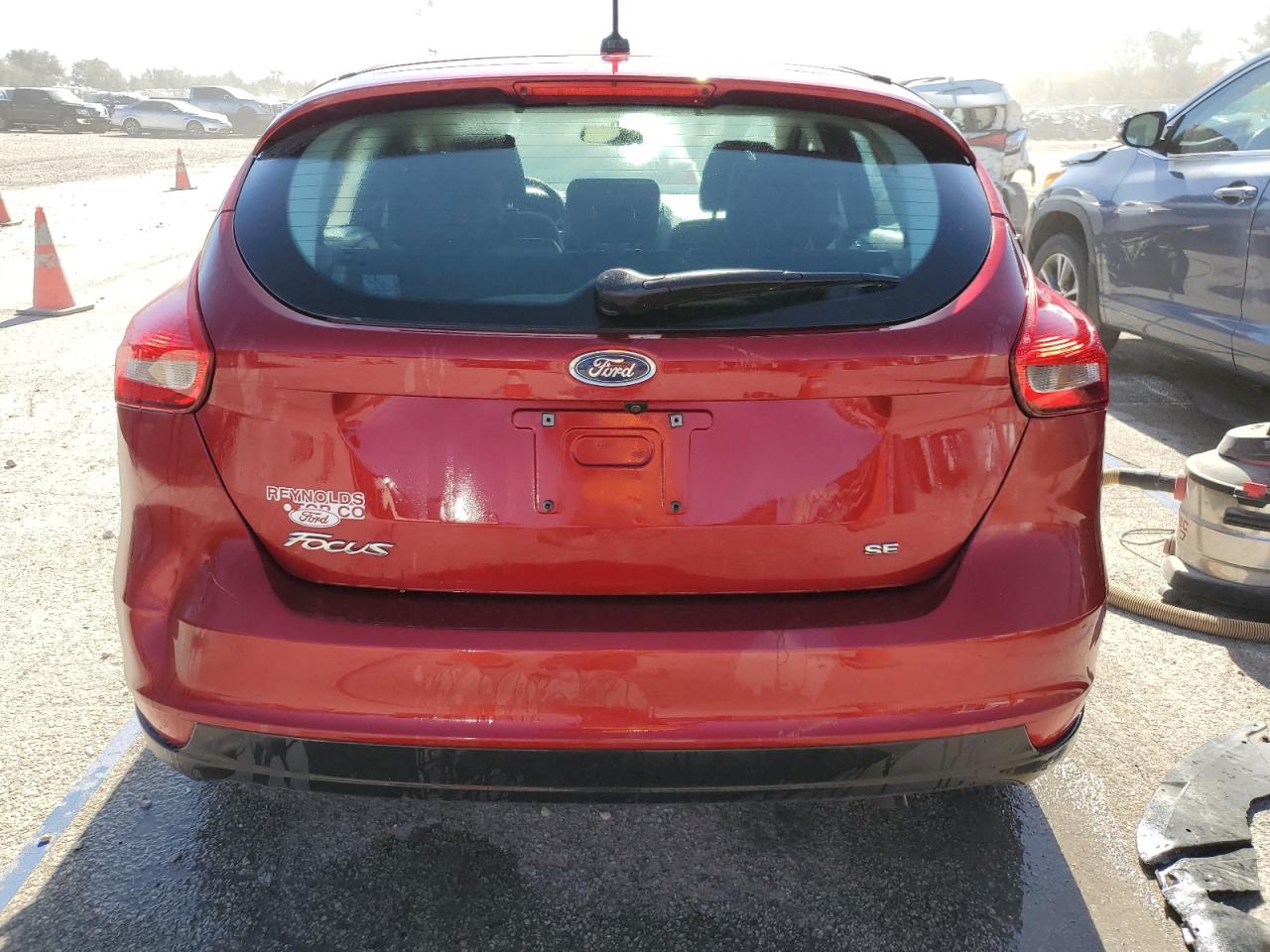 Lot #2921518765 2017 FORD FOCUS SE