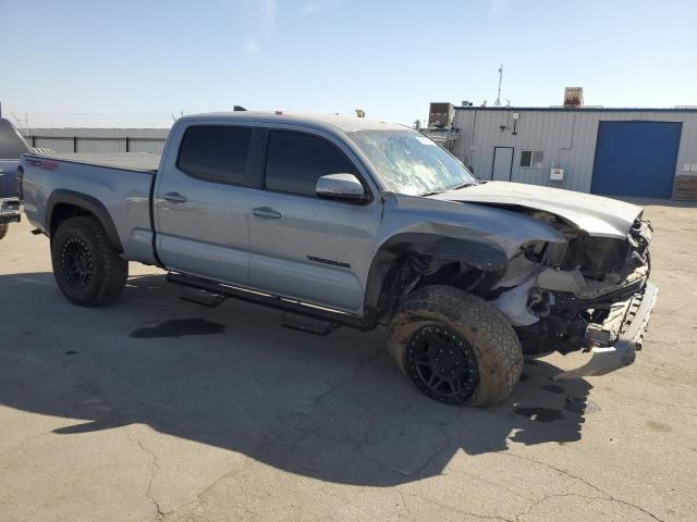 VIN 3TMDZ5BN4JM048659 2018 Toyota Tacoma, Double Cab no.4