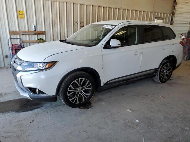 MITSUBISHI OUTLANDER 2018 white  gas JA4AD3A37JZ035726 photo #1