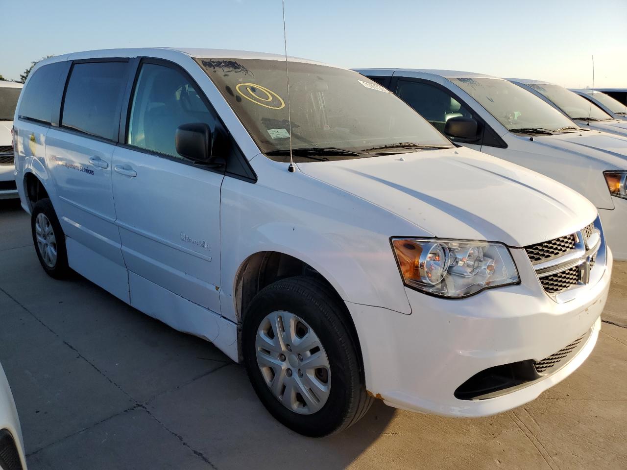 Lot #2923847868 2017 DODGE GRAND CARA