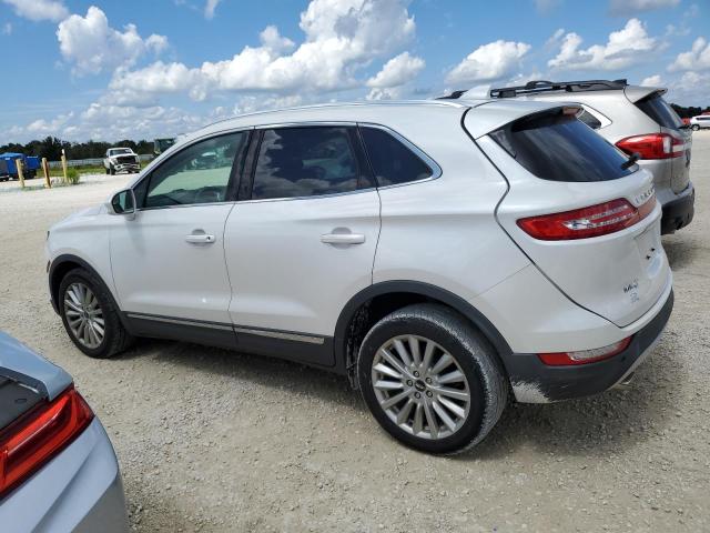 VIN 5LMCJ1C96KUL52109 2019 Lincoln MKC no.2