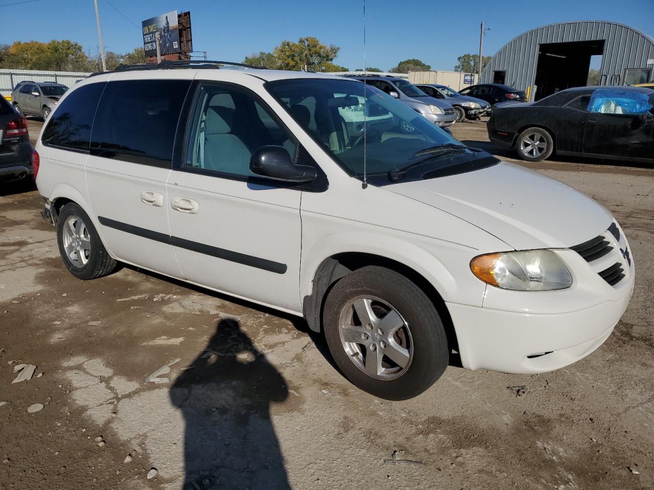 Lot #2935917875 2006 DODGE CARAVAN SX