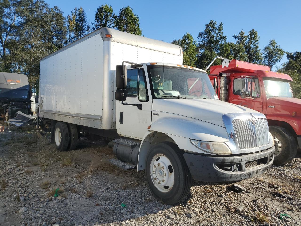 Lot #2921784517 2009 INTERNATIONAL 4000 4300