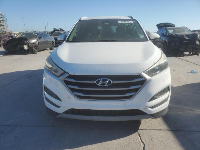 VIN KM8J33AL4JU800957 2018 Hyundai Tucson, Sport no.5