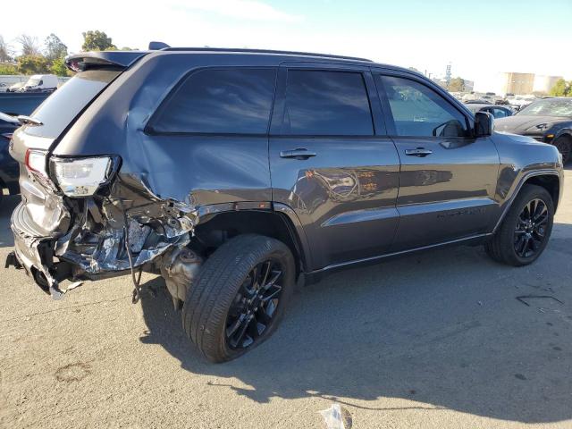 VIN 1C4RJEAG4HC788840 2017 Jeep Grand Cherokee, Laredo no.3