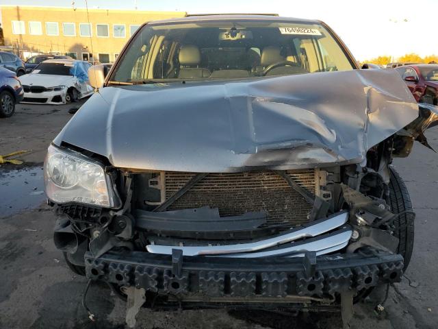 2016 CHRYSLER TOWN & COU - 2C4RC1BG2GR141313