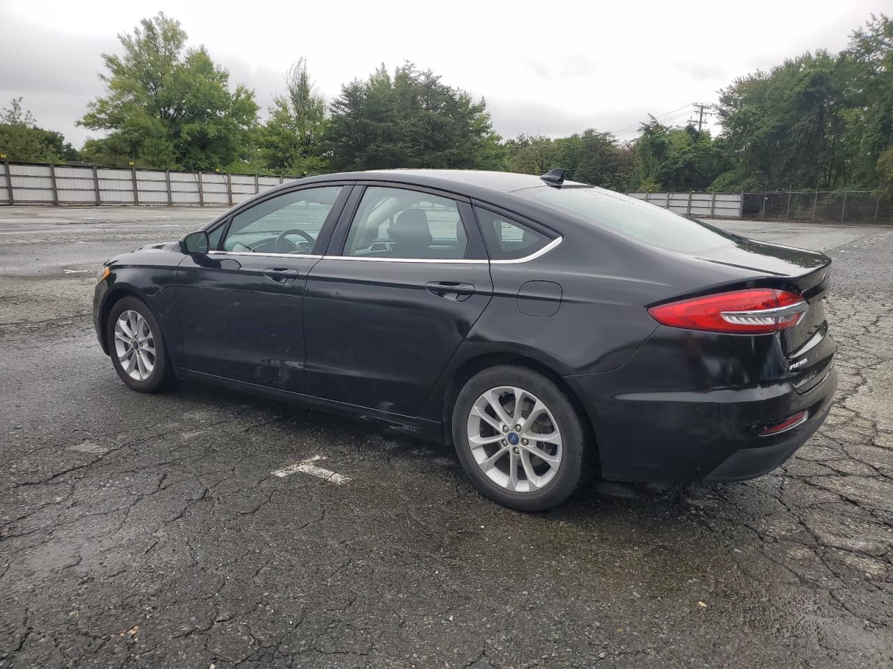 Lot #2962630785 2020 FORD FUSION SE