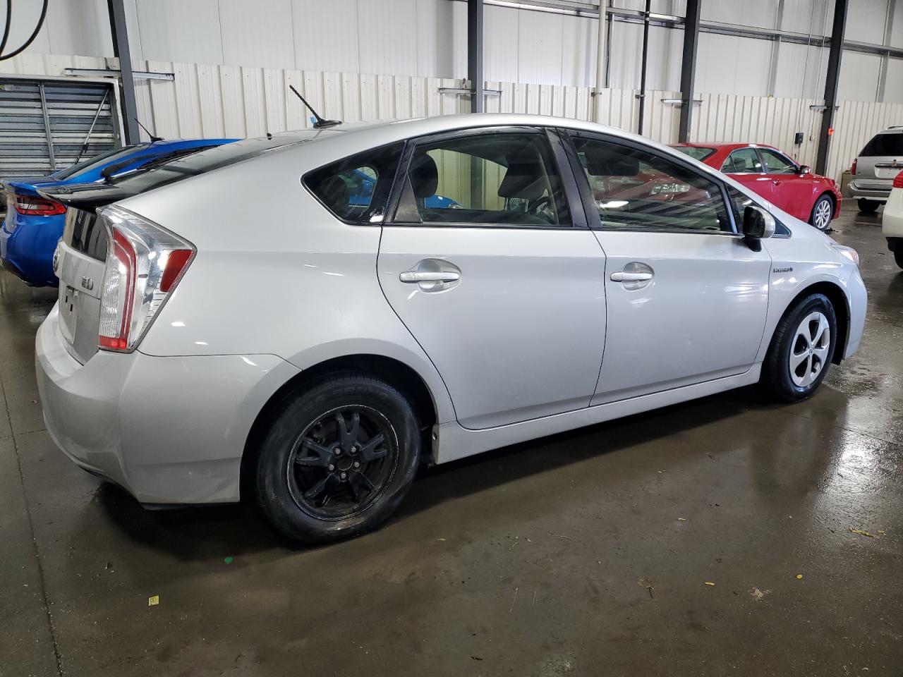 Lot #2907389028 2015 TOYOTA PRIUS