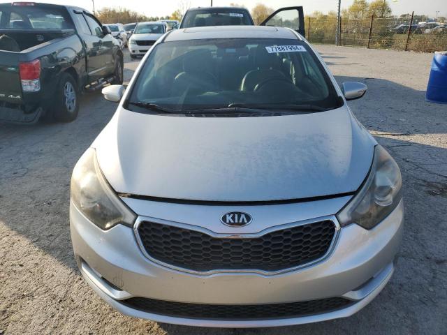 VIN KNAFZ4A80E5070682 2014 KIA Forte, EX no.5