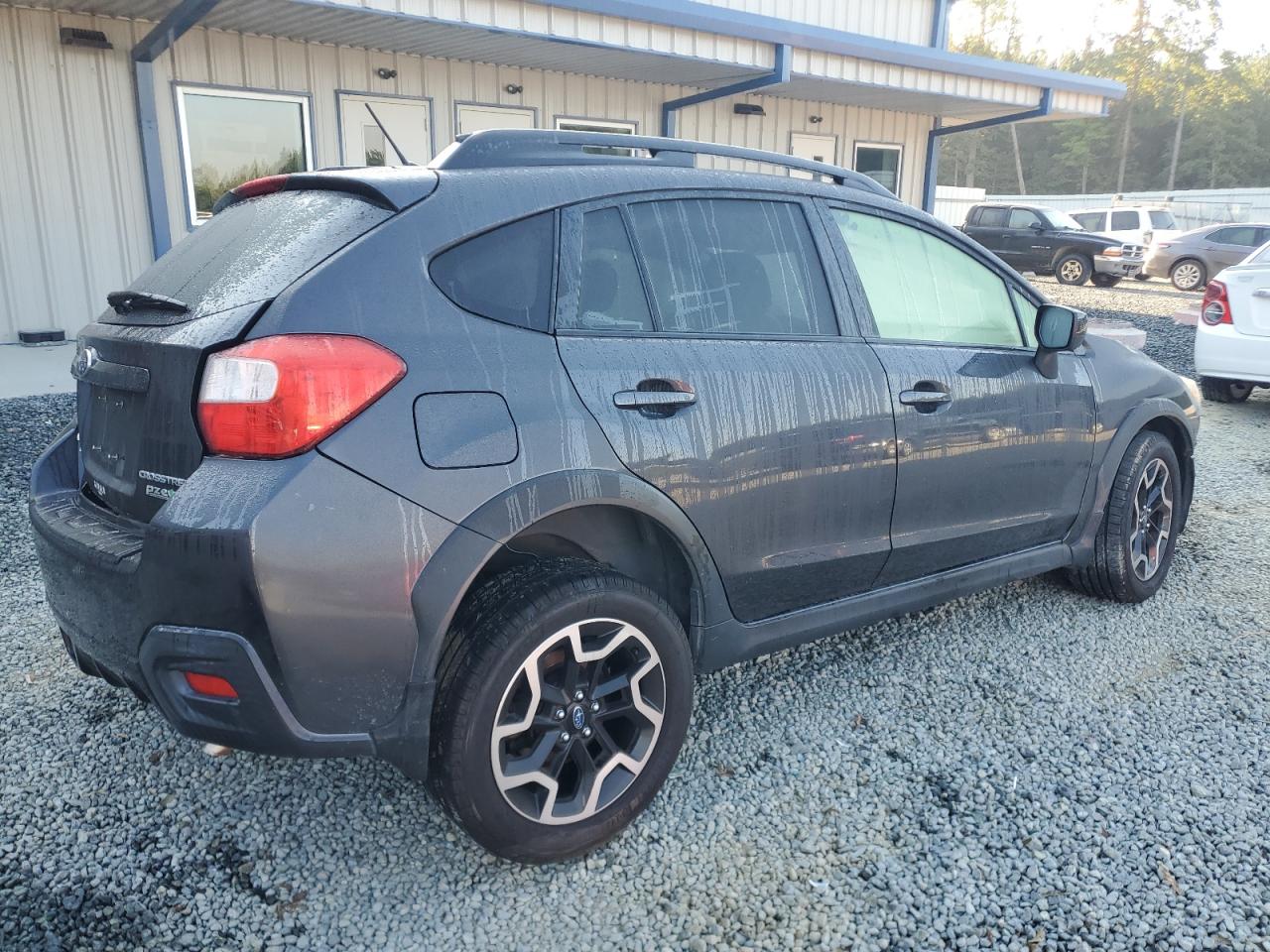 Lot #2893342411 2017 SUBARU CROSSTREK