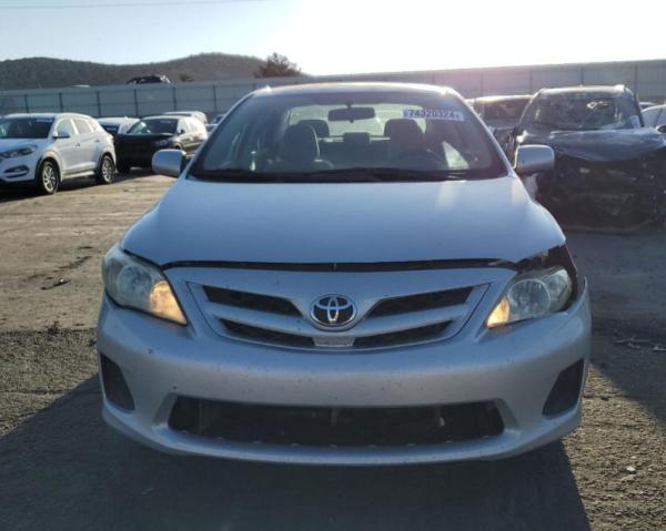 VIN 5YFBU4EE3DP120816 2013 Toyota Corolla, Base no.5