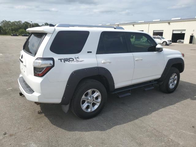 VIN JTEZU5JR6G5139354 2016 Toyota 4runner, SR5 no.3