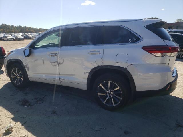 VIN 5TDJZRFH5HS428182 2017 Toyota Highlander, SE no.2