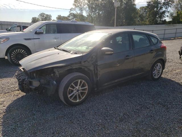 VIN 1FADP3K27FL233352 2015 Ford Focus, SE no.1