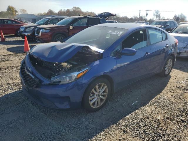 VIN 3KPFL4A7XHE030209 2017 KIA Forte, LX no.1