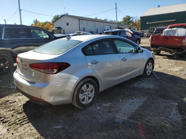 VIN 3KPFK4A74HE109040 2017 KIA Forte, LX no.3