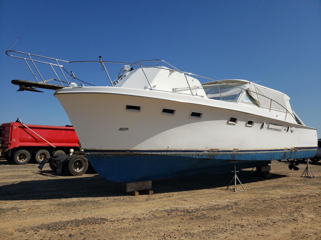 Lot #3274750801 1970 BOAT 40'