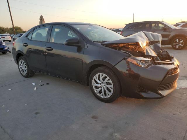 VIN 5YFBURHE2JP839446 2018 Toyota Corolla, L no.4