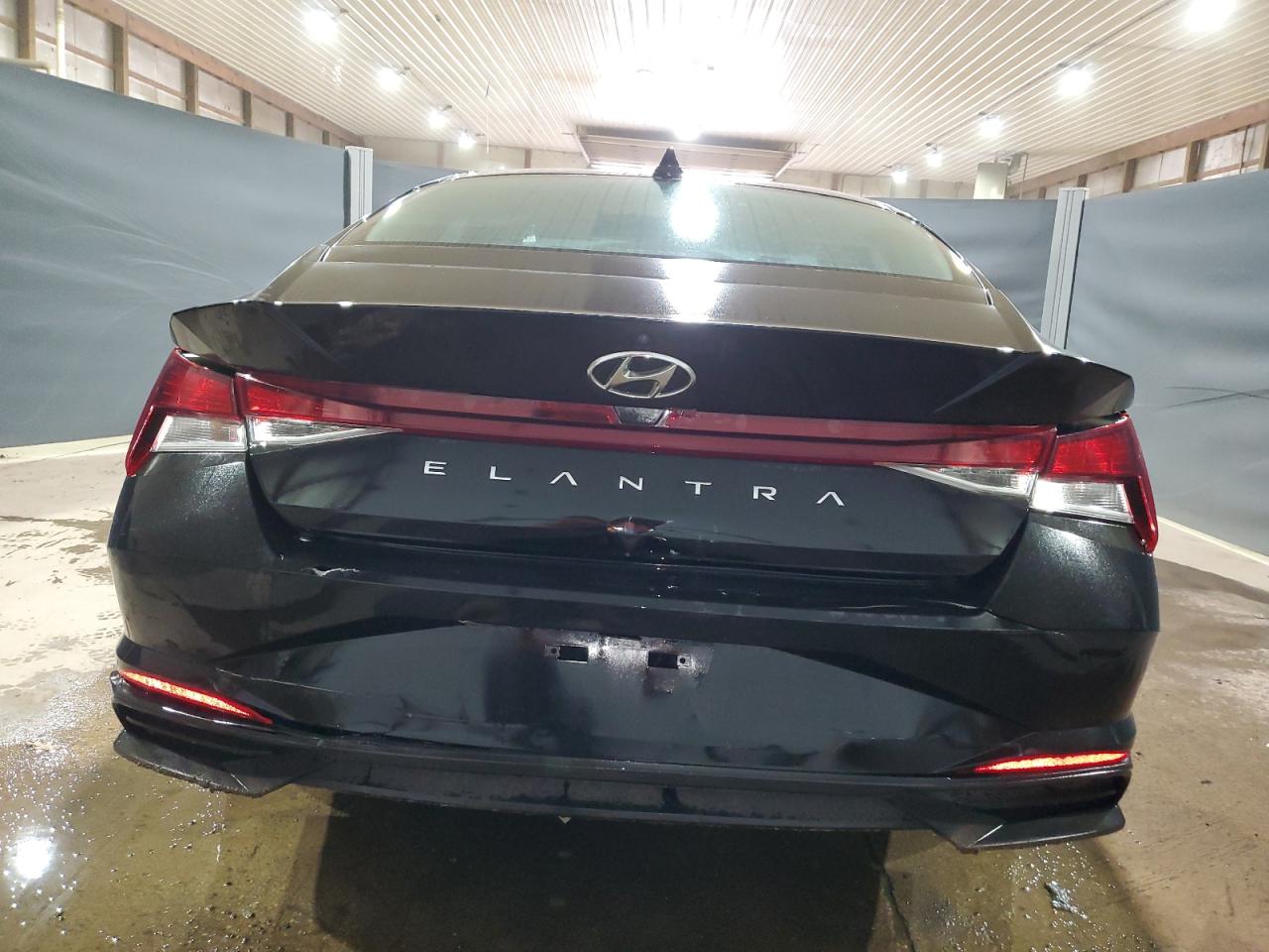 Lot #2948407916 2021 HYUNDAI ELANTRA SE