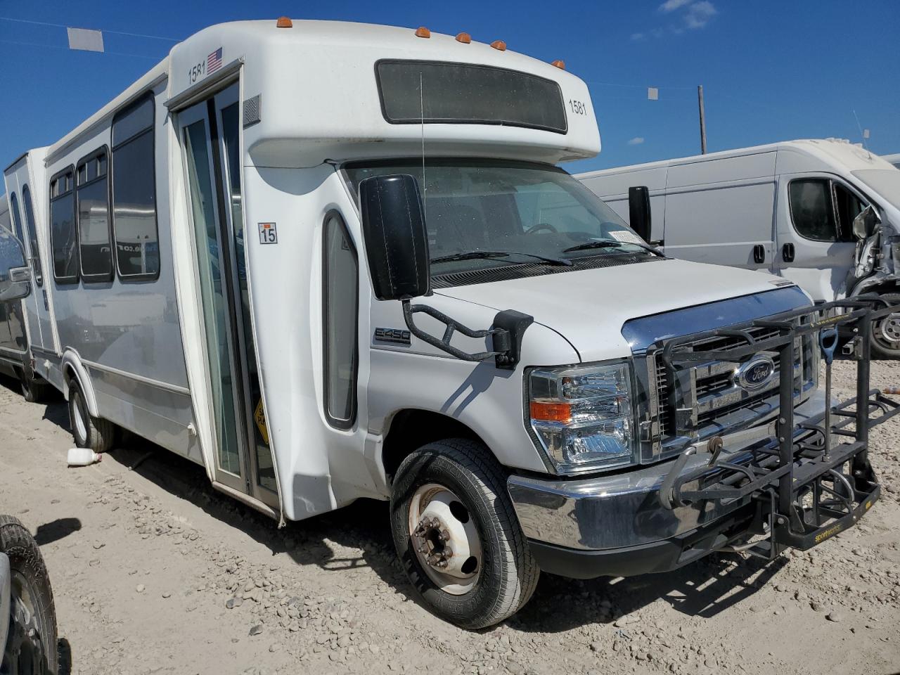 Lot #2940270083 2016 FORD ECONOLINE