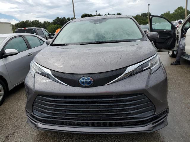 2021 TOYOTA SIENNA LE - 5TDBSKFC1MS022415
